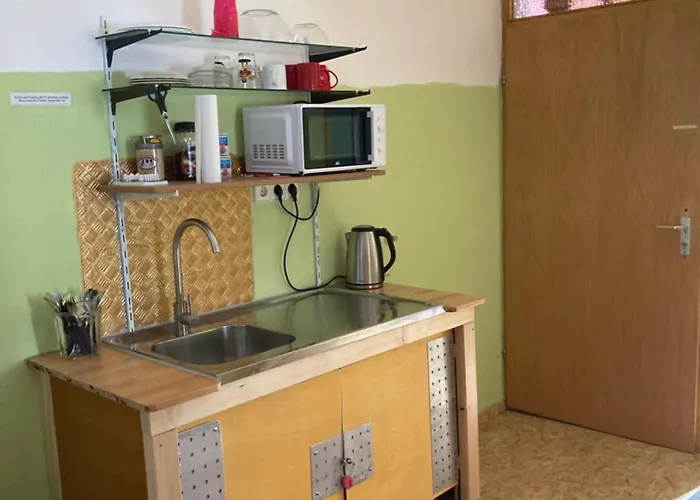 Bikers12 Shabby House Only For Bikers